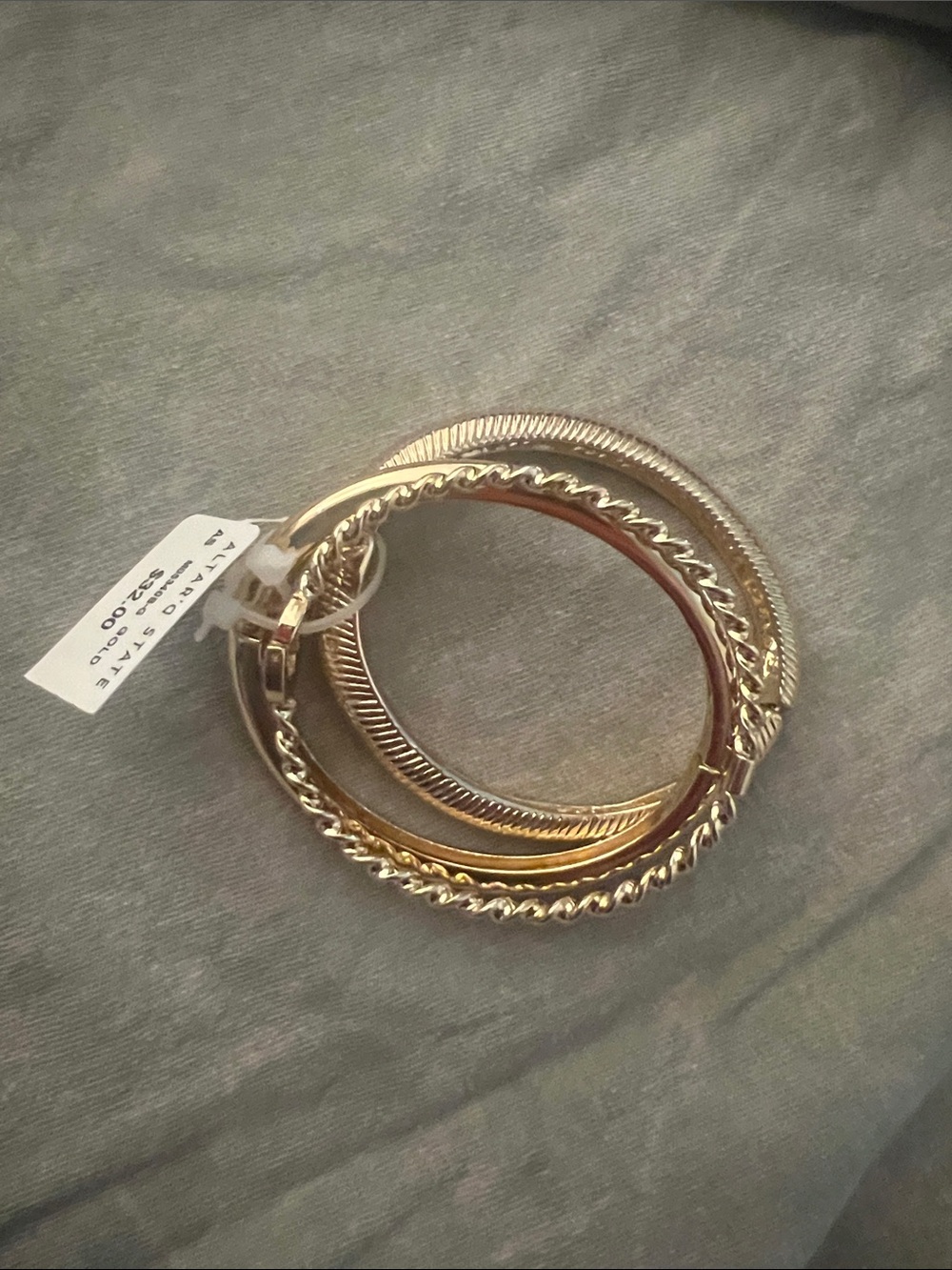 VIRAL🚨NWT ALTAR’D STATE Gold-Tone Mixed Texture Bangle Set🚨